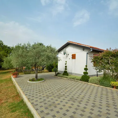 Gloria By Interhome Tatil Evi *