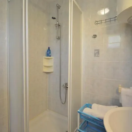 Gloria By Interhome *