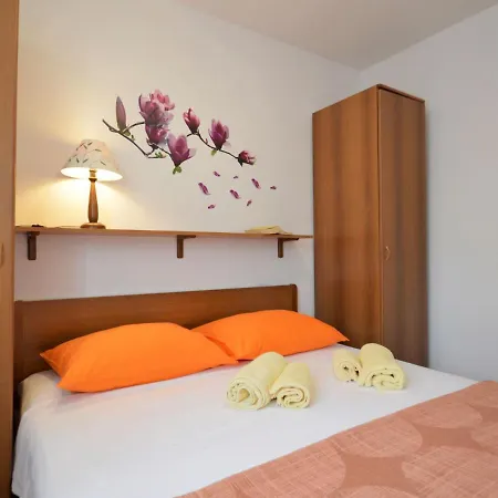 Gloria By Interhome Krnica
